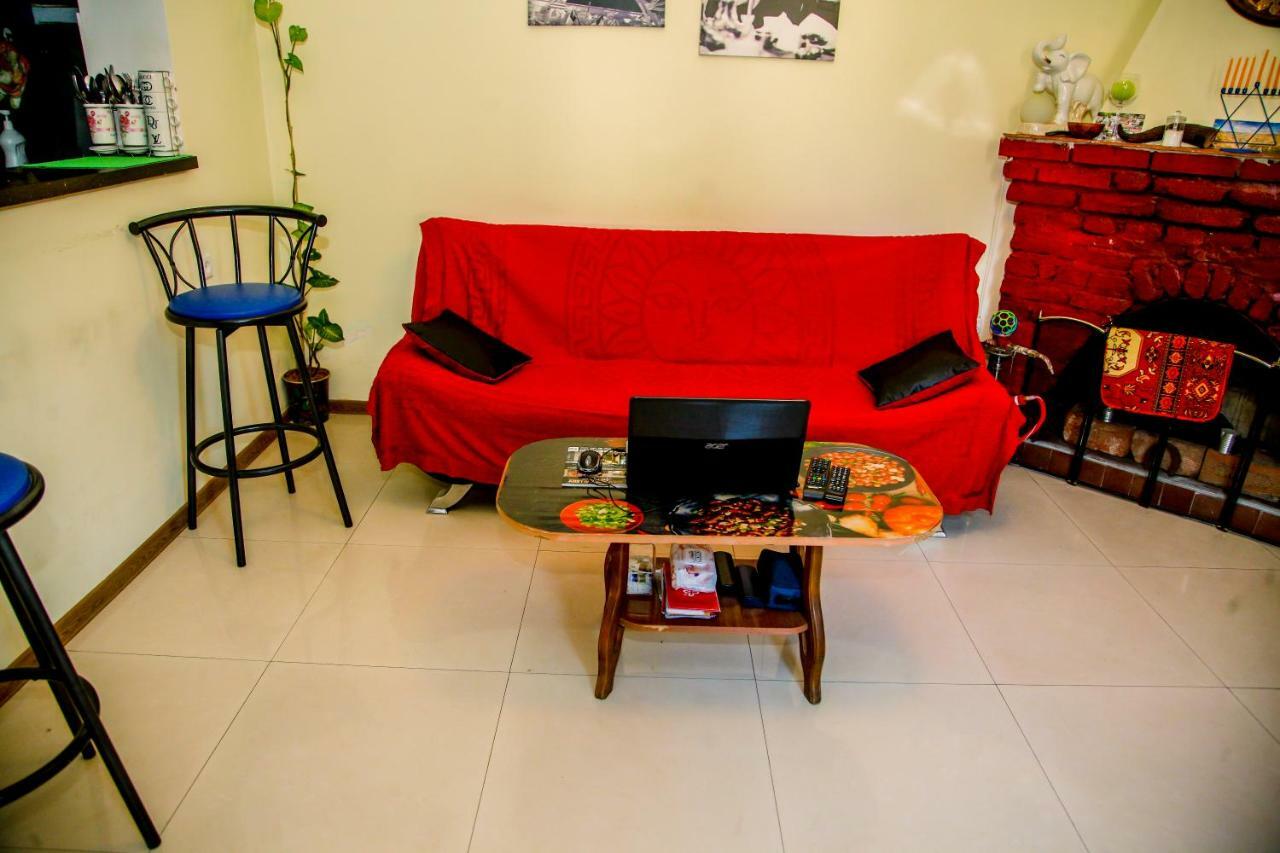 Guesthouse Different Тбилиси Екстериор снимка