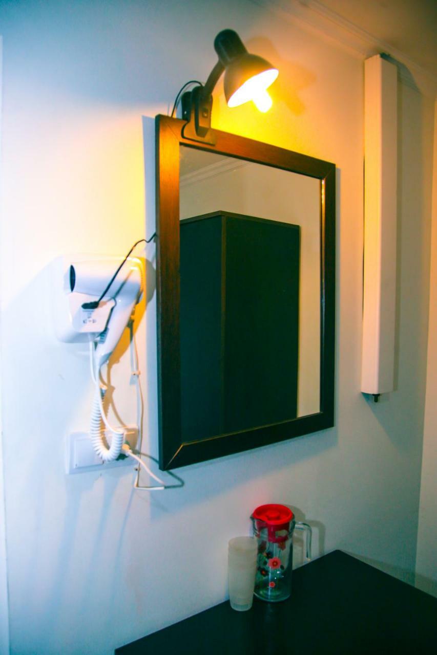 Guesthouse Different Тбилиси Екстериор снимка