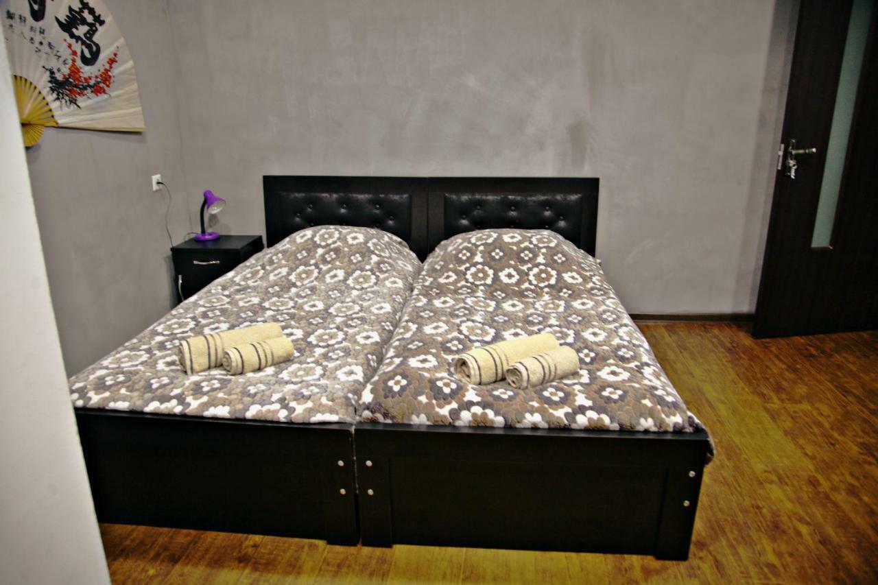 Guesthouse Different Тбилиси Екстериор снимка