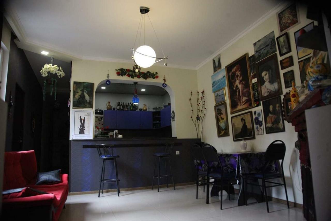 Guesthouse Different Тбилиси Екстериор снимка